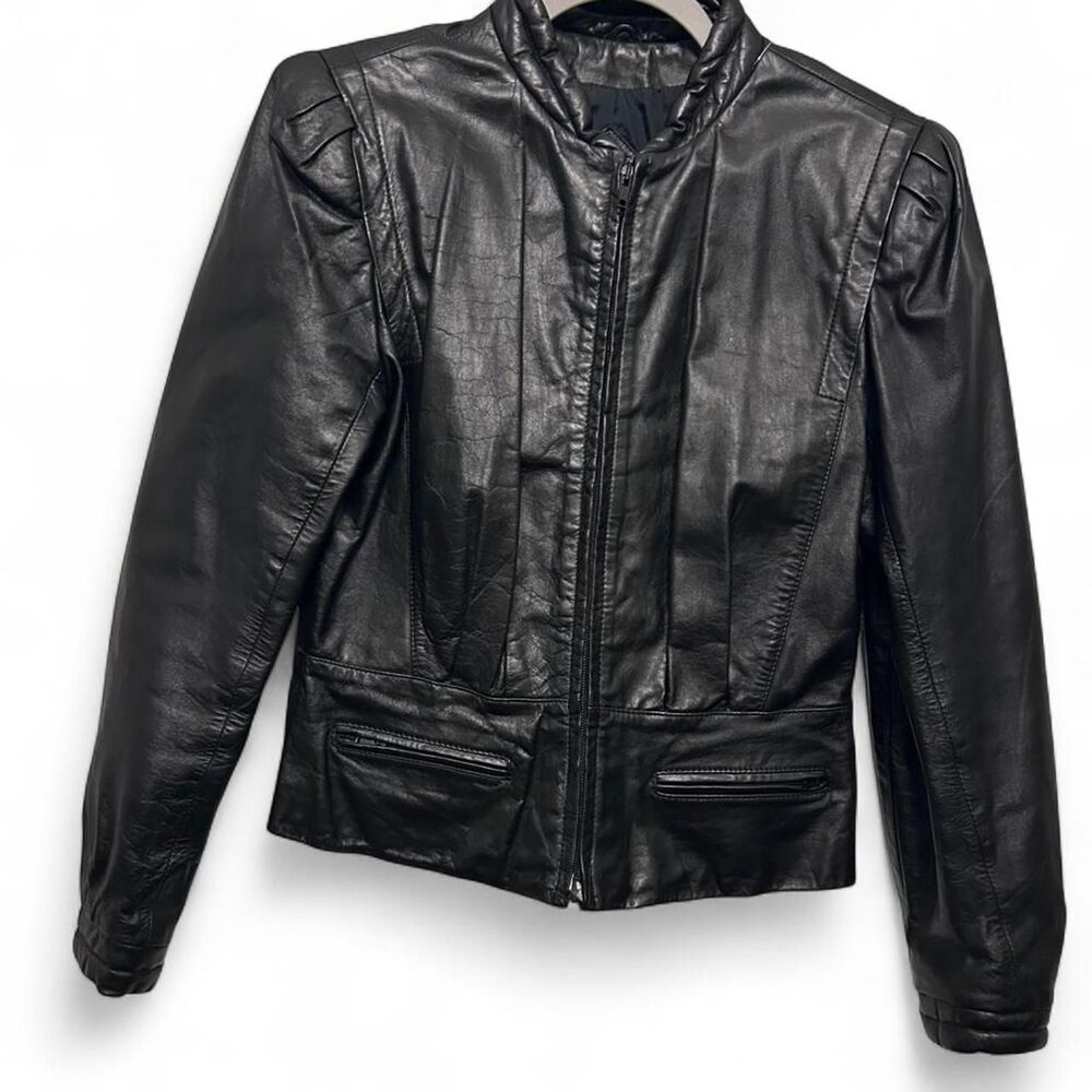 Vintage Womens Genuine Black Leather Jacket -EUC
